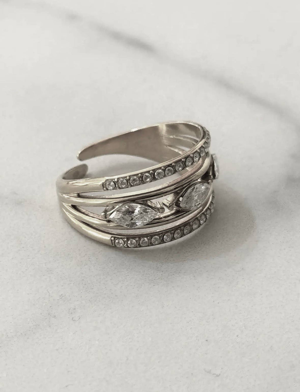 Bague ajustable en acier inoxydable Mogo avec zirconias blancs - Bijoux Bravo