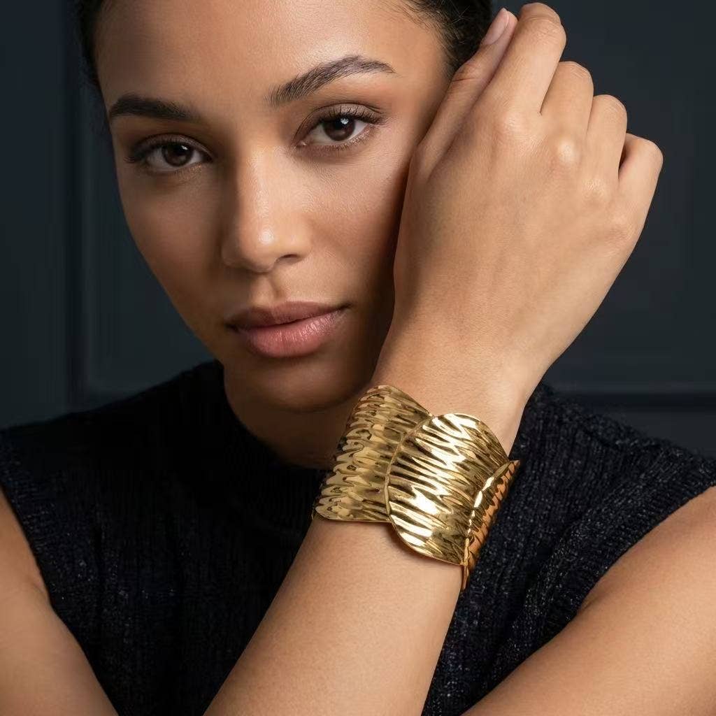 Bracelet jonc doré martelé large acier inoxydable élégant - Bijoux Bravo