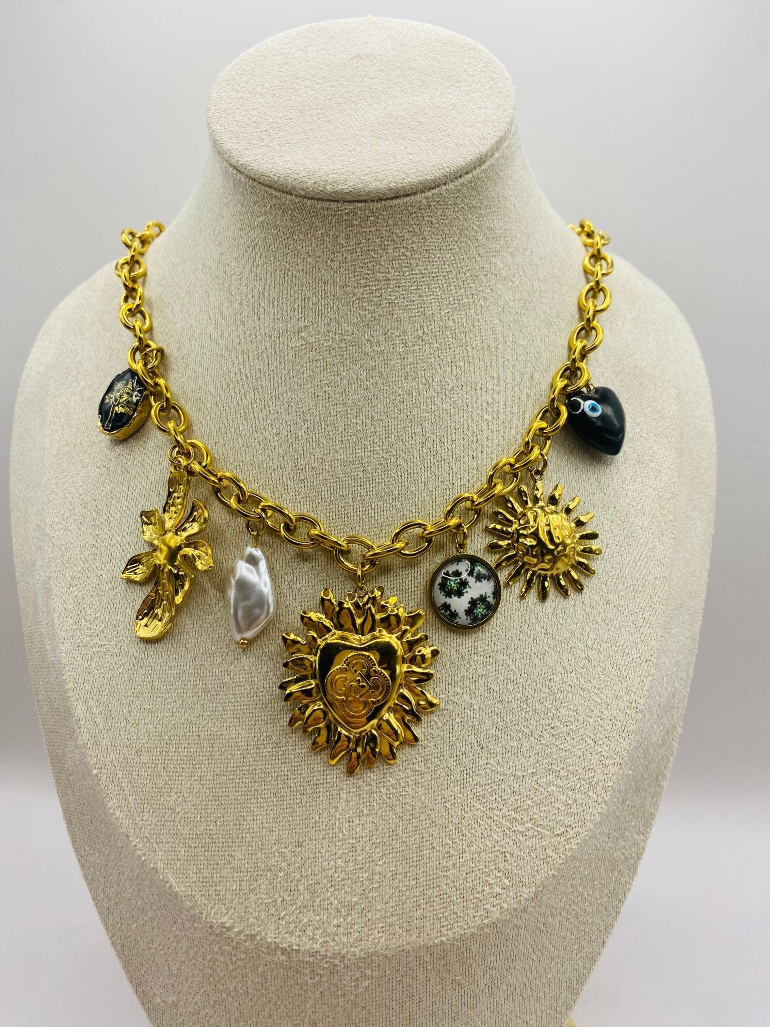 Collier Cœur Sacré - Bijoux Bravo